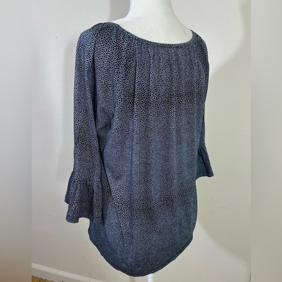 Michael Kors sz lg top in blues tone neckline has gathers 3/4 sleeve ruffle edge - Picture 10 of 14